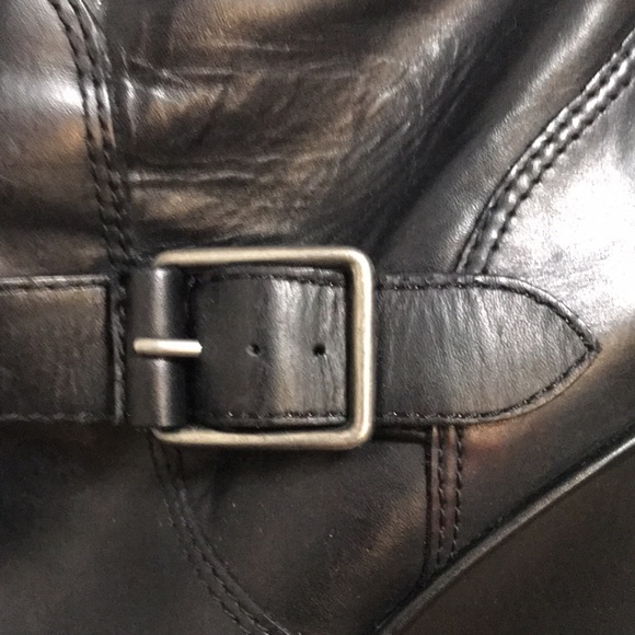 Lucky Brand Booties, black leather. Size 9 - Picture 9 of 14